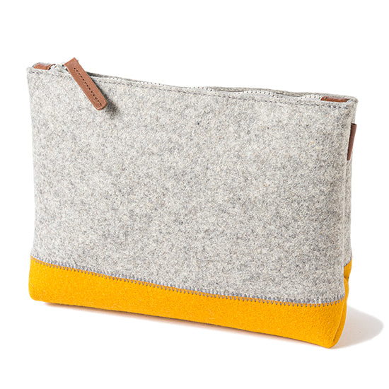 Two Tone Pouch M　Turmeric